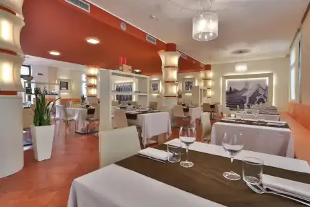 Best Western Plus Galileo Padova  - 24