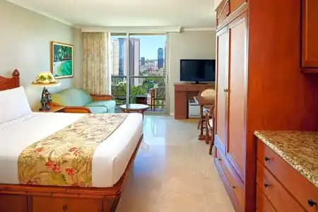 Luana Waikiki & Suites - 50