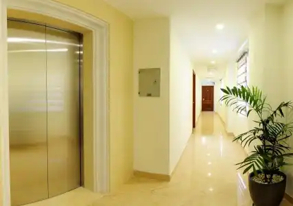 Sq Hang Gai & Spa - 13