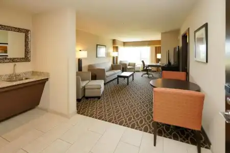 Holiday Inn Murfreesboro by IHG - 74