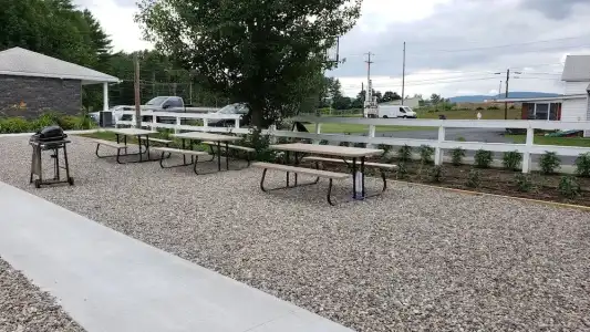 Sara Glen Motel - Saratoga Springs-Glens Falls - 32