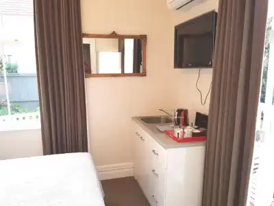 Ponsonby Manor - 51
