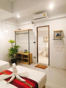 Little Lanna Cafe and Premier Guesthouse - 33