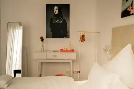 MAISON MARSIL Boutique - 24