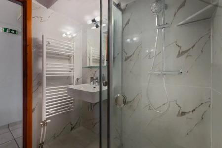 Petrino Guesthouse - 8