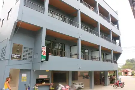 Srichada Khaolak - 119