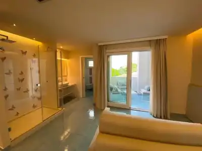 Village Eden - 79