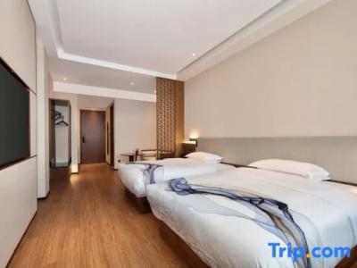 Lijiang Huama - 55