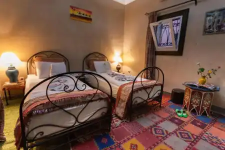 Riad Losra - 32