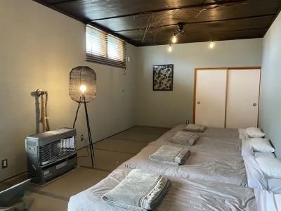 Little Barrel Guest House - 35
