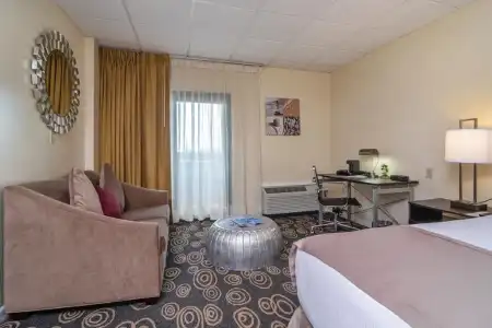 Regency Miami Airport by Sonesta - 10