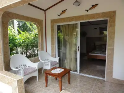 Rising Sun Guesthouse - 9