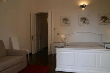 B&B Mini Incity-Close Train Station and Port- - 2