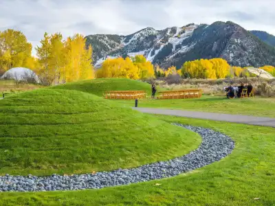 Aspen Meadows Resort - 30