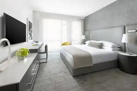 Smyth Tribeca - 76