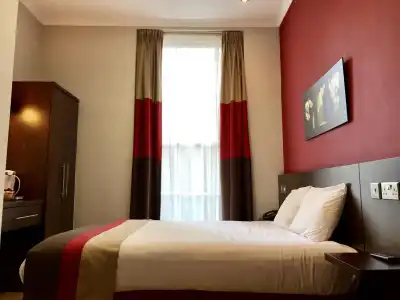 Royal Cambridge - 85