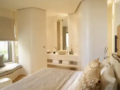 White Pebble Suites - 72