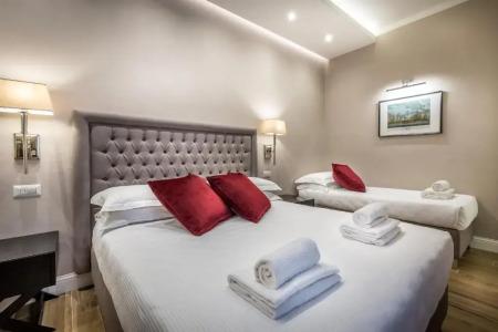 Emma Small Luxury - 73