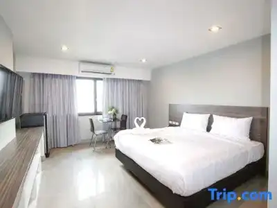14 Residence - 28
