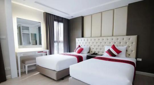 Hope Land Sukhumvit 8 - 73