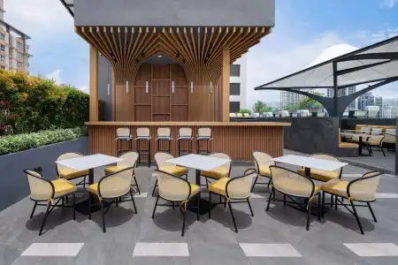 Ramada Plaza by Wyndham Bangkok Sukhumvit 48 - 14
