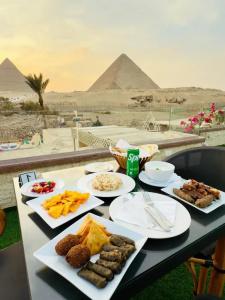 Seven Pyramids Inn - 12
