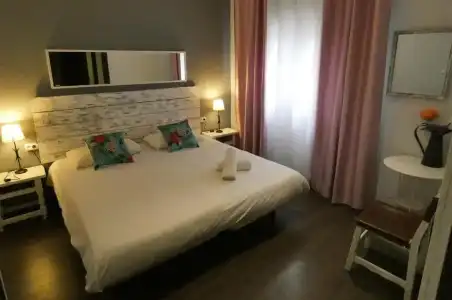 Oasis Hostel Toledo - 42