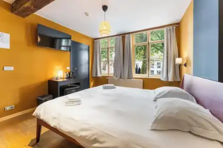 Lake Suites - 52