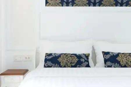 White Ivory Bed & Breakfast - 81