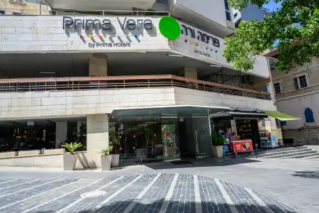 Prima Vera - 30