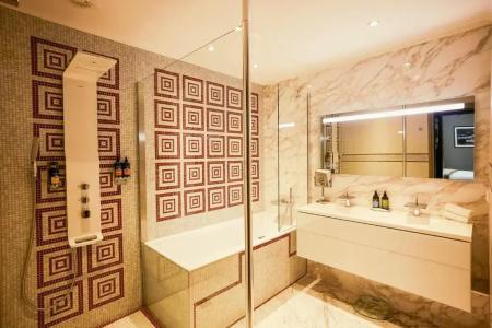 The One Alma Paris - 36