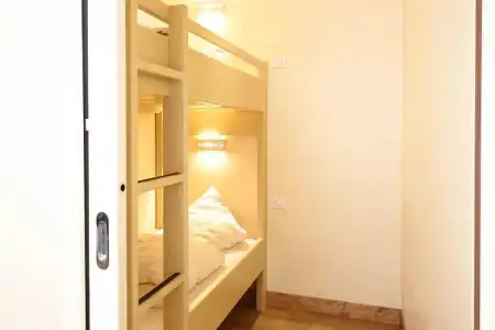 Best Western Le Cheval Blanc - Vieux Port - 95