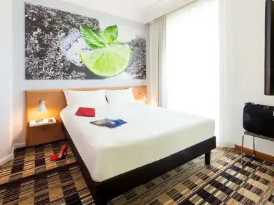 ibis Styles Napoli Garibaldi - 3