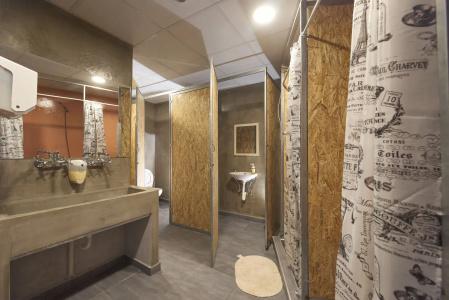 Bedbox Hostel - 8