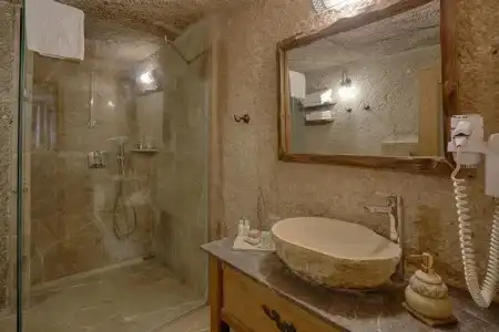 Hera Cave Suites - 61