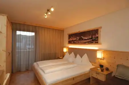 Garni Savoy - 50