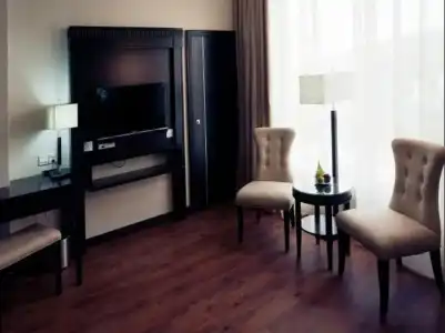 S. Damansara - 32