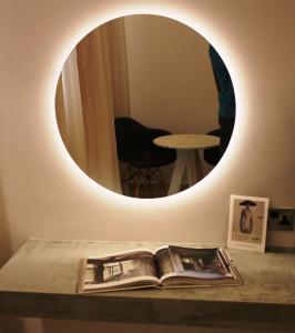 Gold Lagoon Kosher - by Amphora & Suites - 36