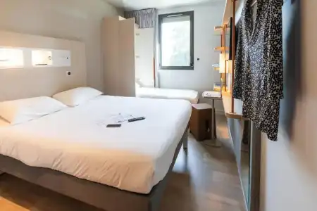 Ibis Budget Rennes Route de Lorient - 28