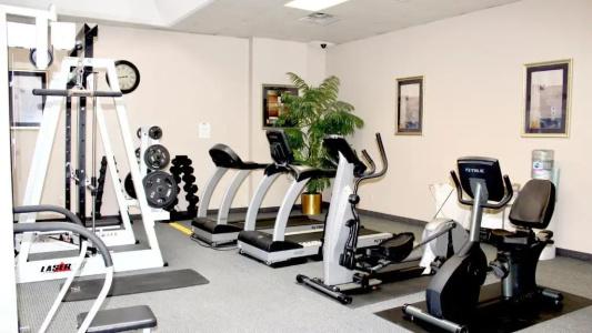 Marco LaGuardia & Suites - 17
