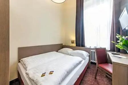 Novum Maxim Düsseldorf City - 36