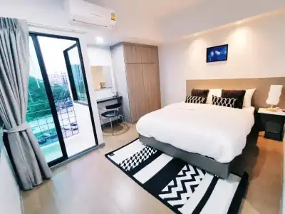 Star Sukhumvit - 10