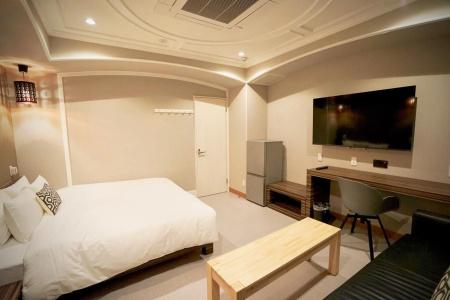 88 Shinsaibashi - 36