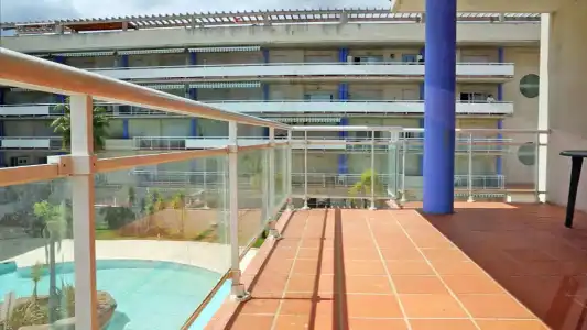 Port Canigo Apartments - 12