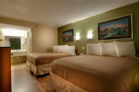 Vagabond Inn Bakersfield North - 8