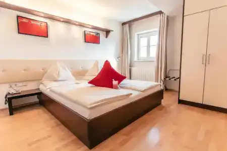 Rosenvilla - 1