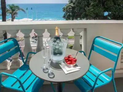 Mercure Nice Marche aux Fleurs - 72