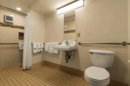 Best Western The Plaza Honolulu Airport - Free Breakfast - 34