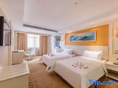 Jinhuayue International - 72