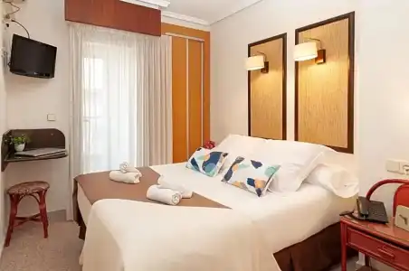 Eden Mar - 112